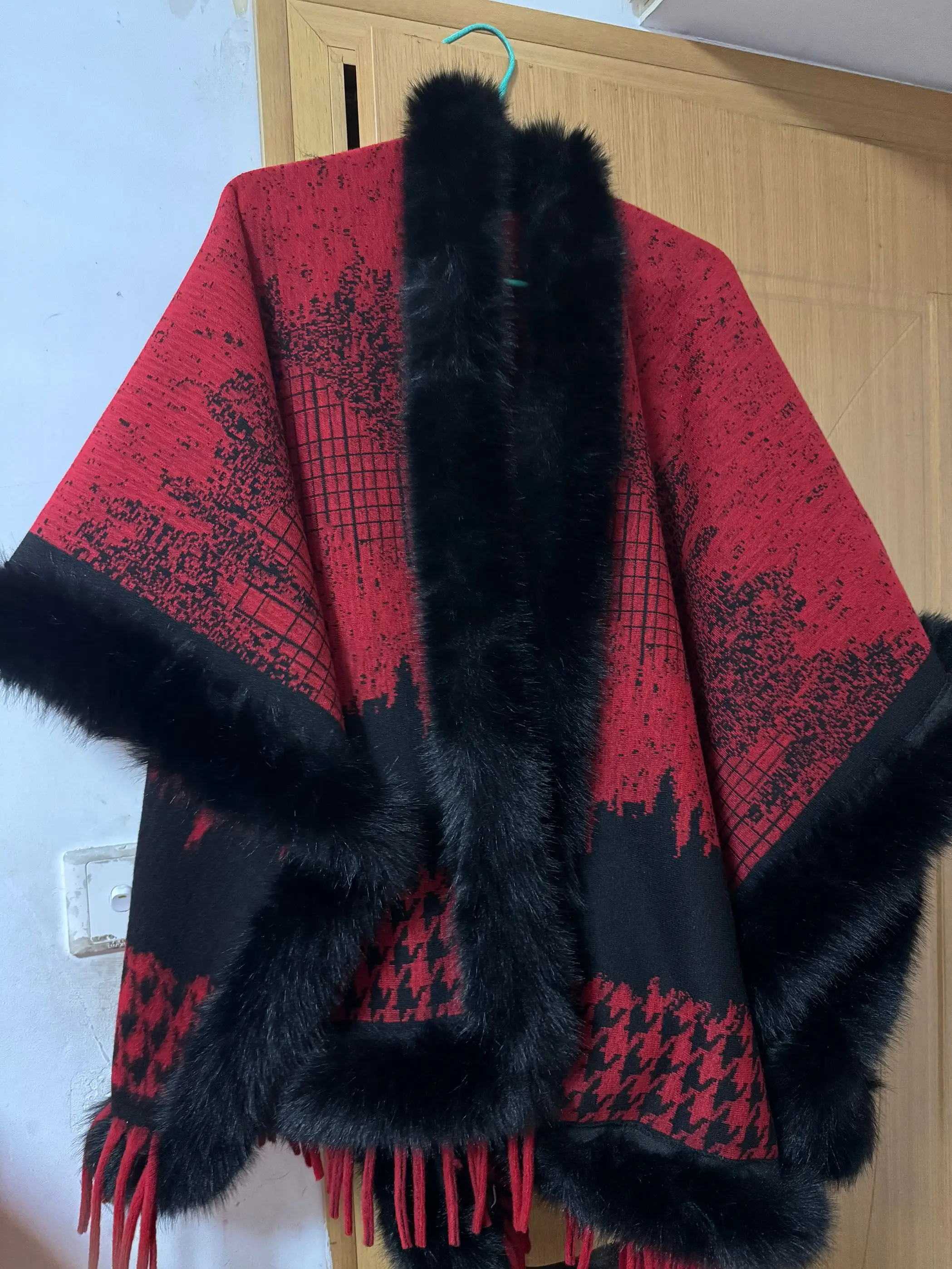 Customize Women Loose Faux Fox Fur Winter Warm Cardigan Shawl Cape New Fashion Printed Poncho Cloak