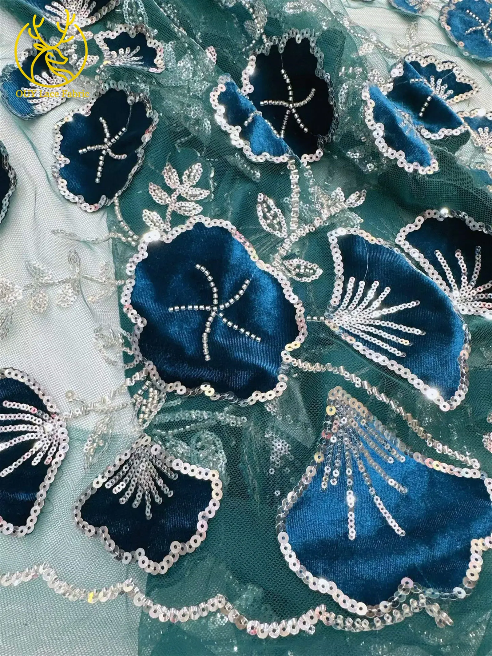 2026 Neuer Stil Afrikanischer Samt-Stickerei-Pailletten-Spitzenstoff Französischer Mesh-Tüll-Spitzenstoff für nigerianische Hochzeitskleider – Detail 12