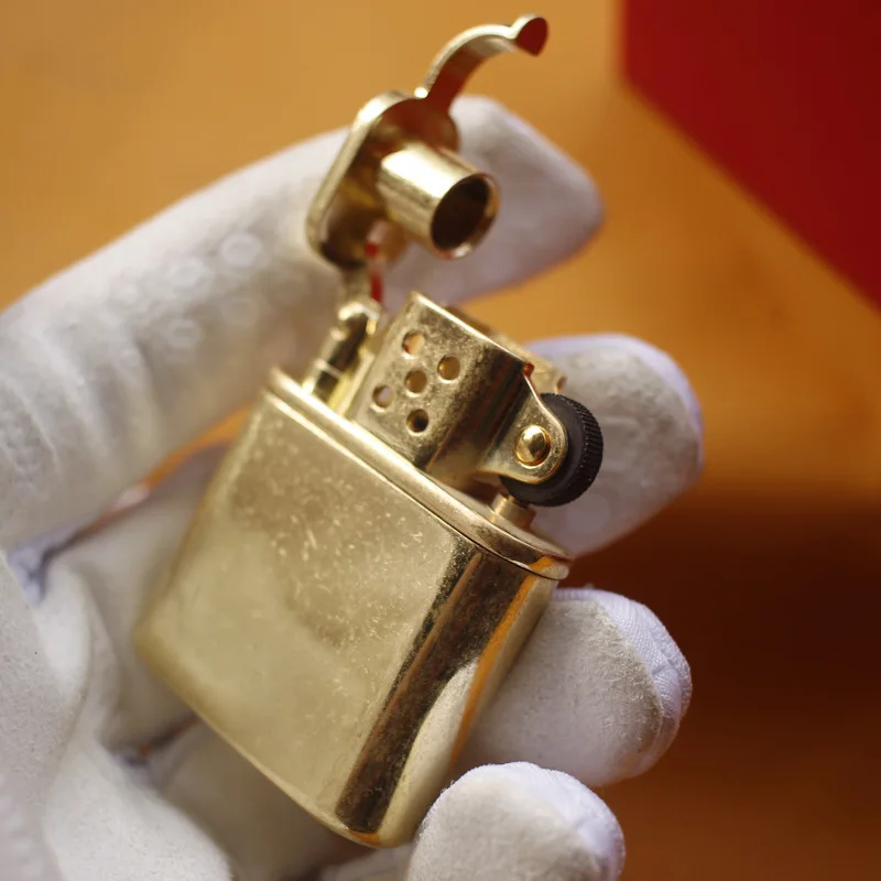 ΠΠ΅ΡΡΠΈΠ½ΠΎΠ²Π°Ρ Π·Π°ΠΆΠΈΠ³Π°Π»ΠΊΠ° zorro Π² ΡΡΠΈΠ»Π΅ ΡΠ΅ΡΡΠΎ, Π²ΠΈΠ½ΡΠ°ΠΆΠ½ΡΠΉ ΡΠ»ΠΈΡΠΎΠ²Π°Π»ΡΠ½ΡΠΉ ΠΊΡΡΠ³ Ρ ΡΡΡΠ½ΠΎΠΉ Π½Π°ΠΊΠ°ΡΠΊΠΎΠΉ, ΠΌΠ΅ΡΠ°Π»Π»ΠΈΡΠ΅ΡΠΊΠΈΠΉ Π²Π΅ΡΡΠΎΠ·Π°ΡΠΈΡΠ½ΡΠΉ ΠΈΠ½ΡΡΡΡΠΌΠ΅Π½Ρ Π΄Π»Ρ ΠΎΡΠ²Π΅ΡΠ΅Π½ΠΈΡ ΡΠΈΠ³Π°ΡΠ΅Ρ, ΠΏΡΠΎΡΡΠΎΠΉ ΠΌΡΠΆΡΠΊΠΎΠΉ ΠΏΠΎΠ΄Π°ΡΠΎΠΊ ΠΠ΅ΡΡΠΈΠ½ΠΎΠ²Π°Ρ Π·Π°ΠΆΠΈΠ³Π°Π»ΠΊΠ° zorro Π² ΡΡΠΈΠ»Π΅ ΡΠ΅ΡΡΠΎ, Π²ΠΈΠ½ΡΠ°ΠΆΠ½ΡΠΉ ΡΠ»ΠΈΡΠΎΠ²Π°Π»ΡΠ½ΡΠΉ ΠΊΡΡΠ³ Ρ ΡΡΡΠ½ΠΎΠΉ Π½Π°ΠΊΠ°ΡΠΊΠΎΠΉ, ΠΌΠ΅ΡΠ°Π»Π»ΠΈΡΠ΅ΡΠΊΠΈΠΉ Π²Π΅ΡΡΠΎΠ·Π°ΡΠΈΡΠ½ΡΠΉ ΠΈΠ½ΡΡΡΡΠΌΠ΅Π½Ρ Π΄Π»Ρ ΠΎΡΠ²Π΅ΡΠ΅Π½ΠΈΡ ΡΠΈΠ³Π°ΡΠ΅Ρ, ΠΏΡΠΎΡΡΠΎΠΉ ΠΌΡΠΆΡΠΊΠΎΠΉ ΠΏΠΎΠ΄Π°ΡΠΎΠΊ