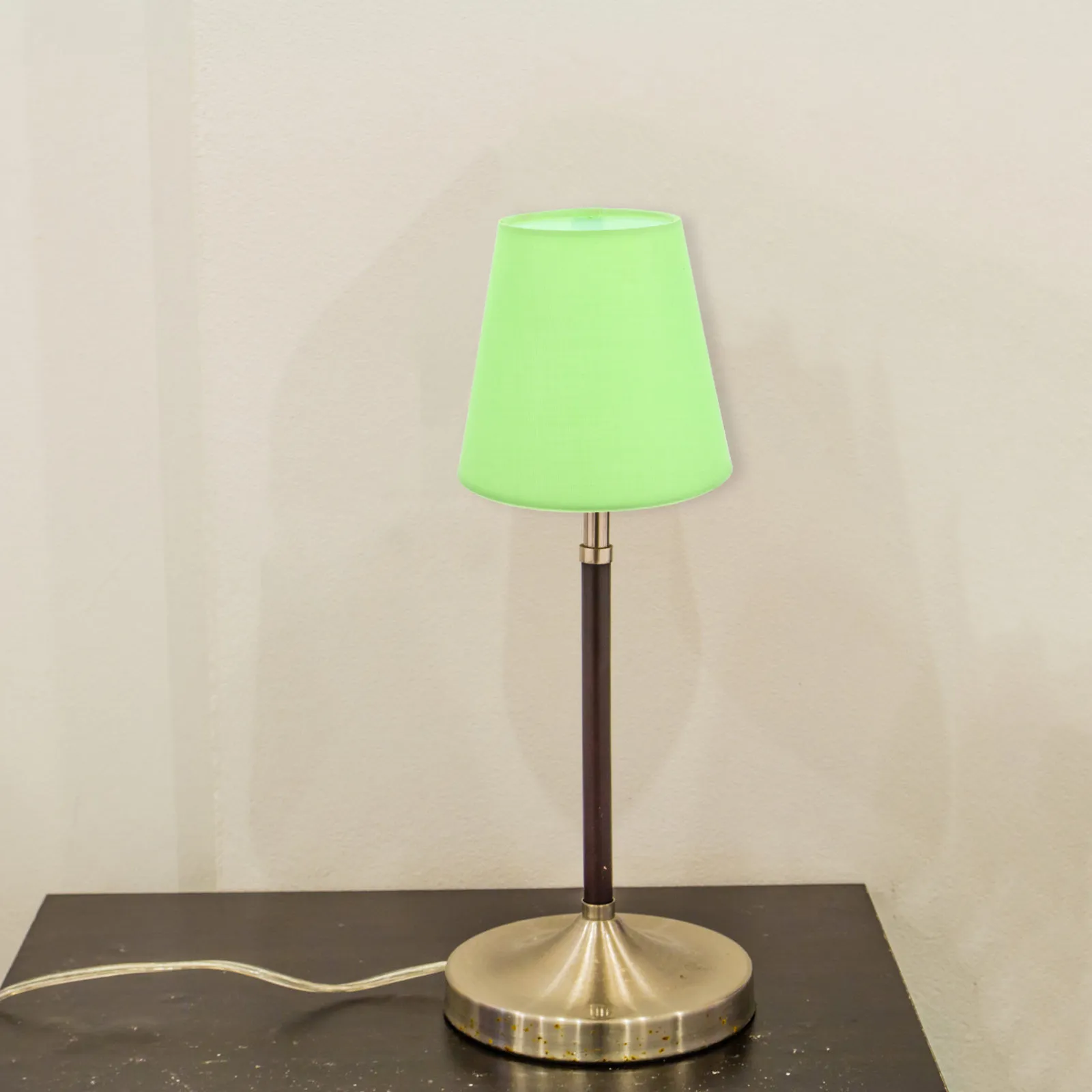 Fabric Lamp Shade Clip-On Replacement for Table Lamp – Simple Decorative Design for Bedroom Study