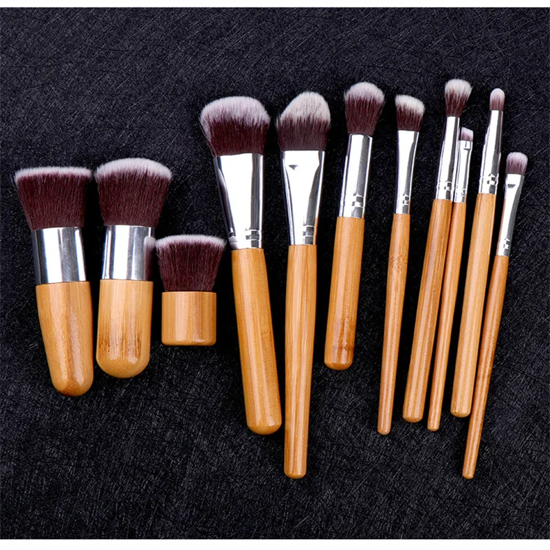 

Natural Bamboo Handle Makeup Brushes Set High Quality Foundation Blending Cosmetic Make Up Tool Set With Linen bag
