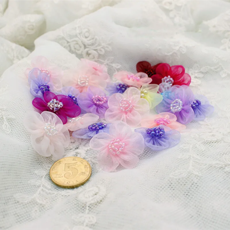 40 pz/lotto 2cm colori della miscela in rilievo Organza fiori fatti a mano Mini piccola testa di fiore per Scrapbook matrimonio caramelle confezione