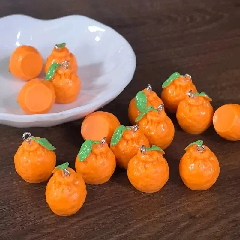 10 pièces de breloques en résine 3D en forme d'orange mandarine, faux fruits, pendentifs en forme de mandarine, fournitures d'artisanat DIY pour boucles d'oreilles et porte-clés