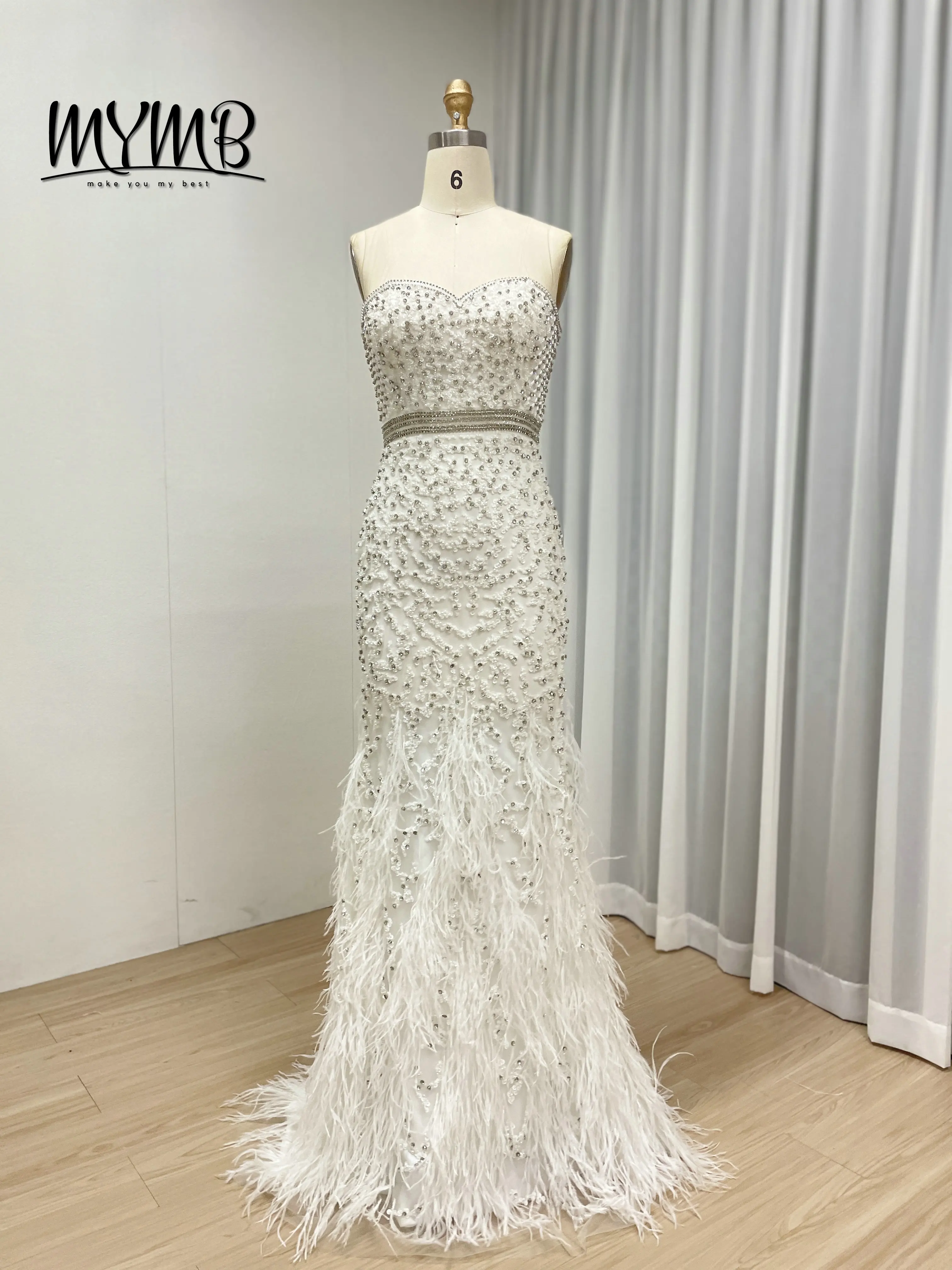MYMB Stijlvolle strapless luxe handgemaakte kralen diamant witte veren onderkant verfraaid avondjurk voor formele gelegenheden MB40397