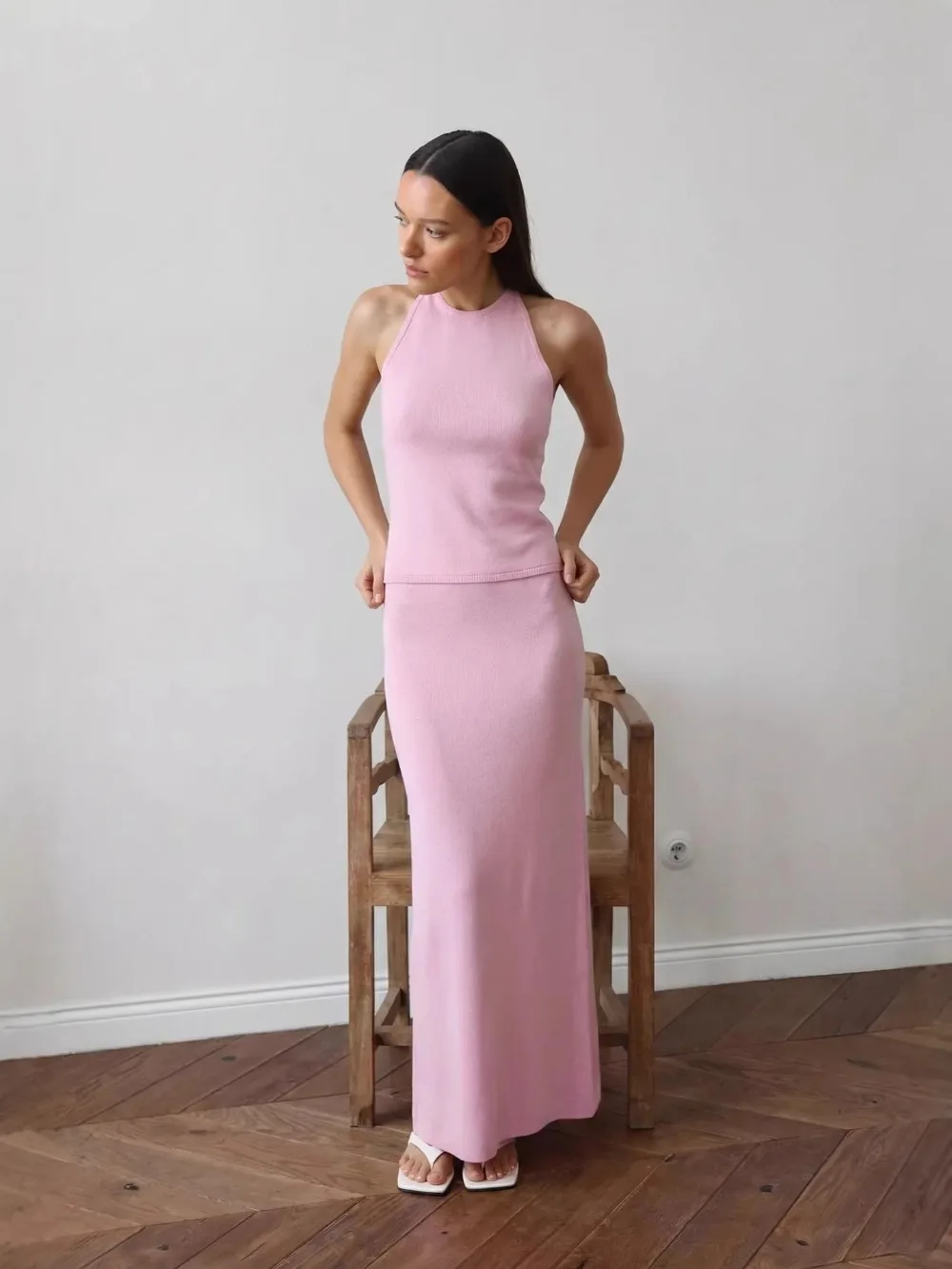 

Light Luxury Backless Hang Neck Vest Skirt Suit Spring and Summer Women Trend Elastic Slim Soft Party Beach Top Long Skirt 2Pcs