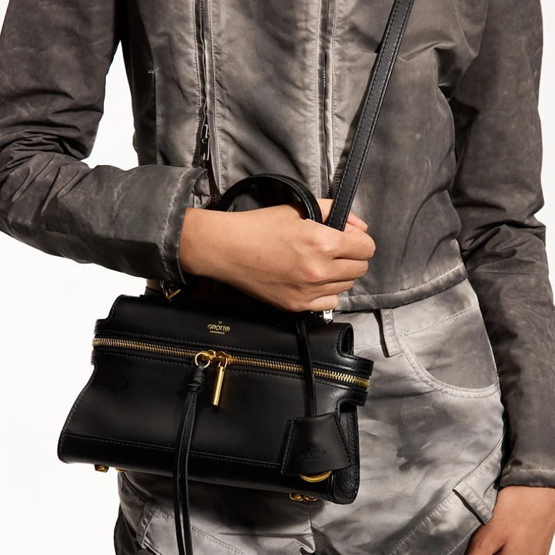 GROTTO Fashion 2025 New Luxury MINI Handbag Shoulder Bag Simple Makeup Bag