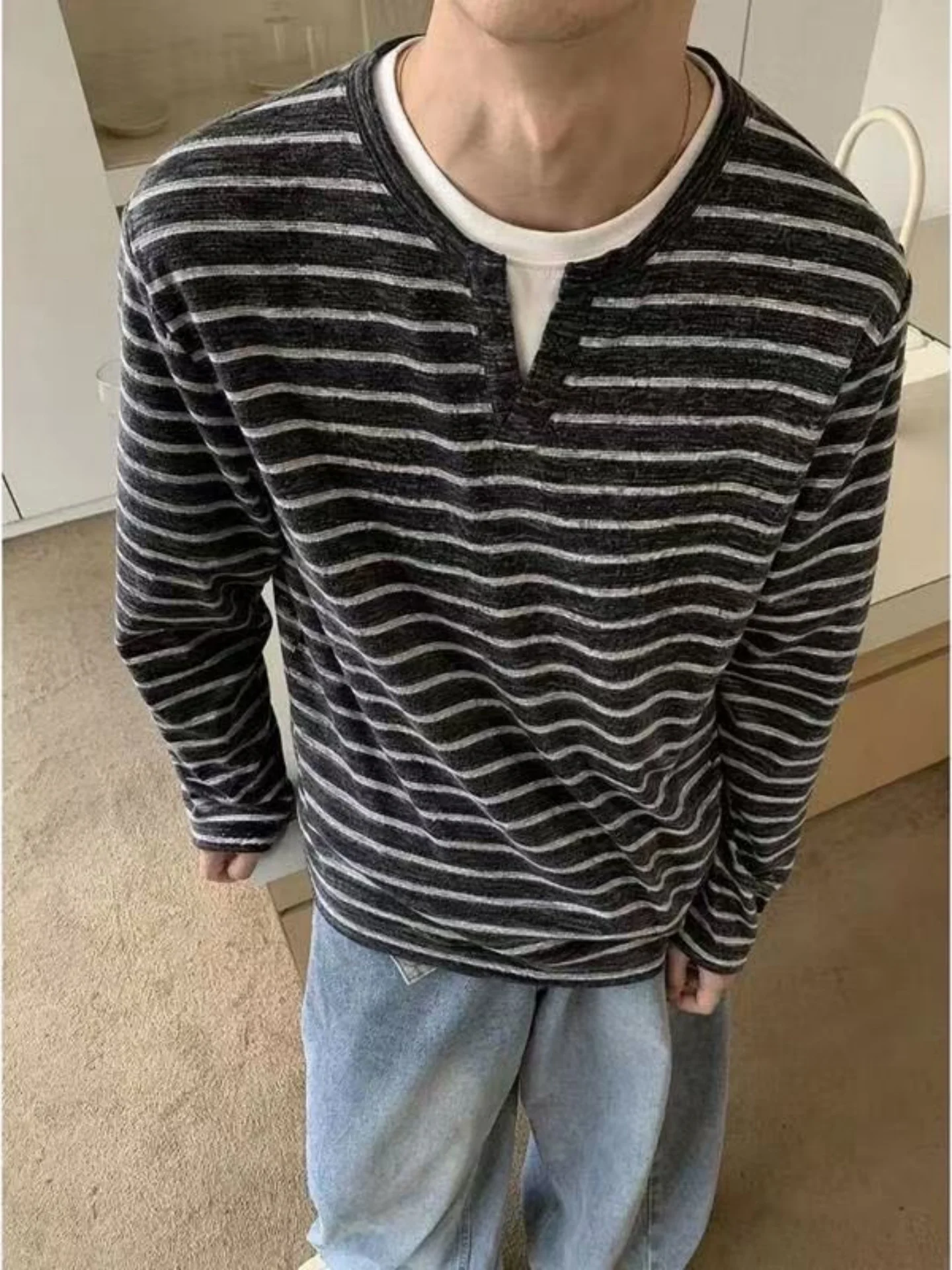 Loose Fit Long Sleeve V-Neck Men's T-Shirt under Shirt Base Layer Top Vintage Striped Henry Collar Fake Two-Piece Style