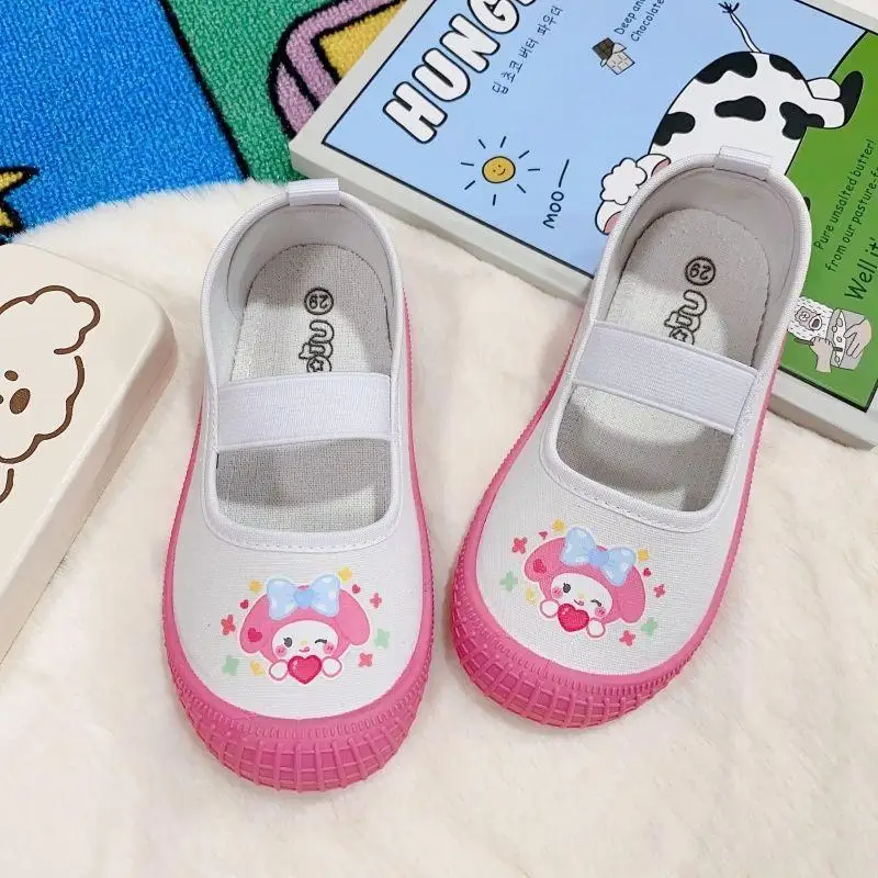 サンリオマイメロディ子供のキャンバスシューズかわいいシナモロール幼稚園屋内ソフトソールシューズノンスリップスニーカー女の子の靴