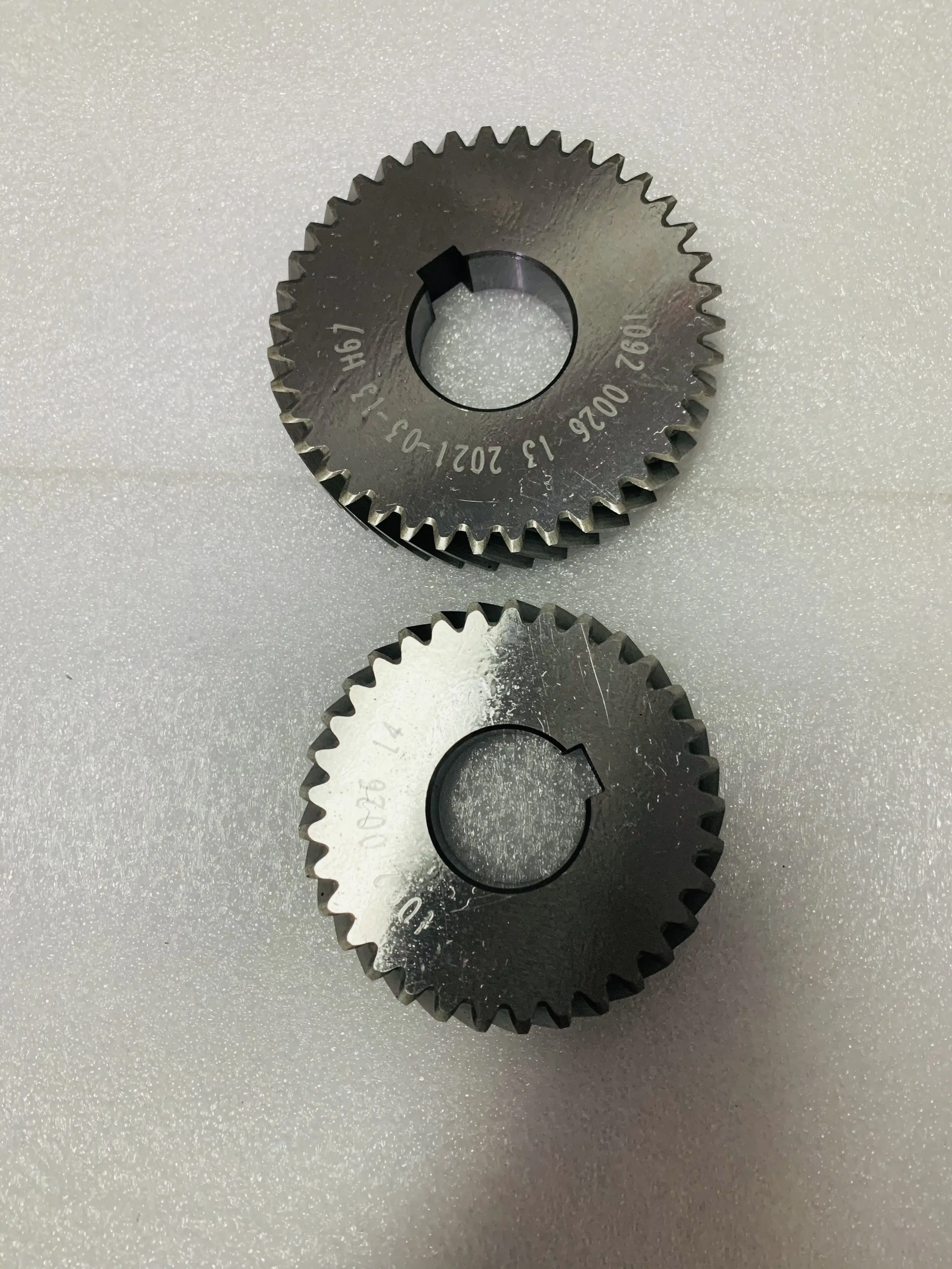 Hoge kwaliteit compressoronderdelen lucht GEAR GEAR BESTE 1622461337 1622461338 Tandwielen te koop voor schroefcompressor