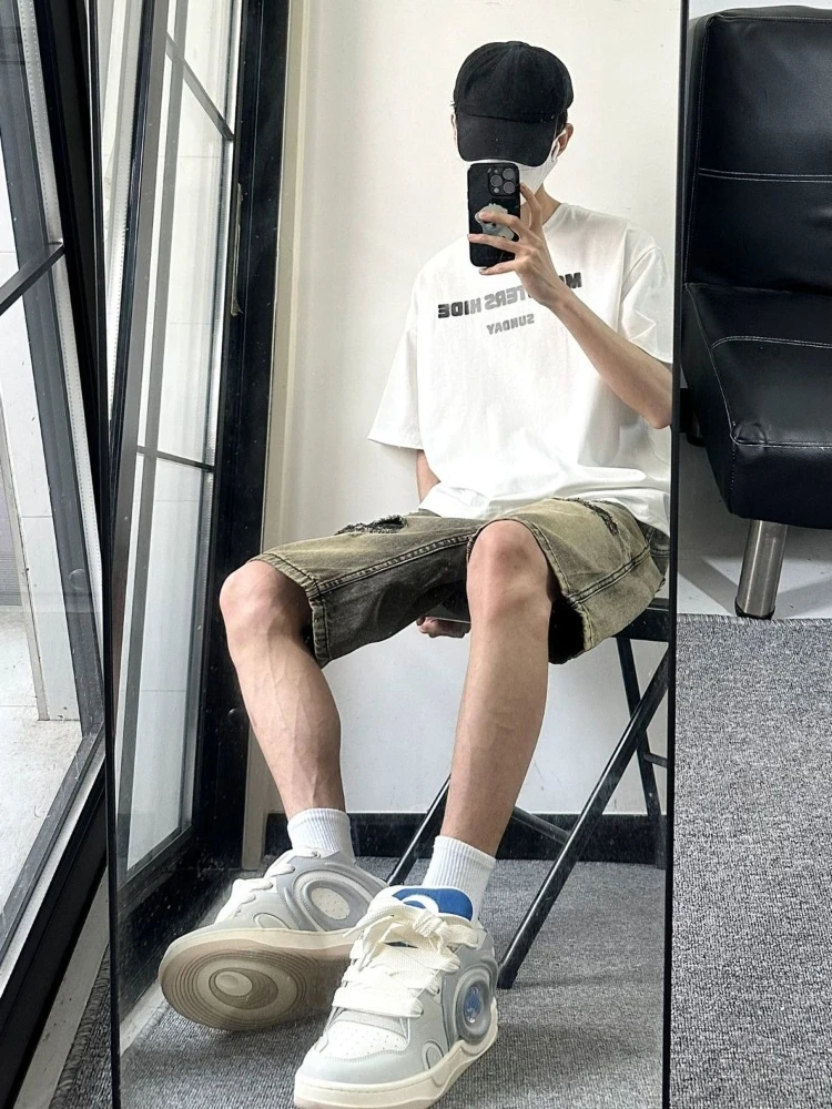 

Men's American Vintage Style Distressed Denim Shorts Mud Dyed for Summer Casual Loose Fit High Street Wear