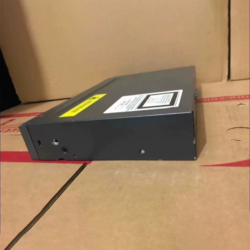 

Для CISCO ME-3400EG-2CS-A 4-портовый гигабитный 2-портовый электрический 4-портовый оптический настольный переключатель