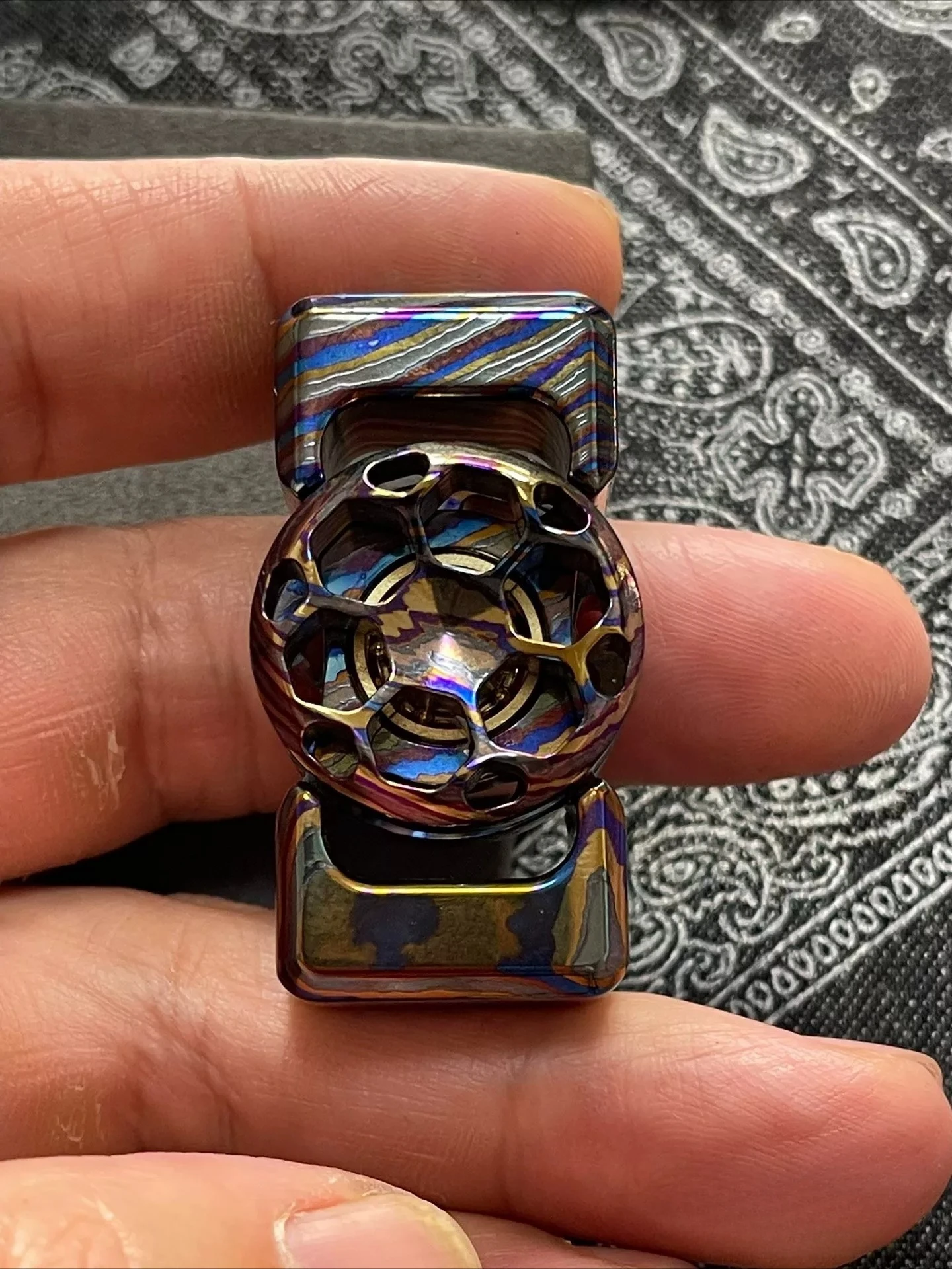 Used EDC YH Zirconium Horse Hill EDC Decompression Toy