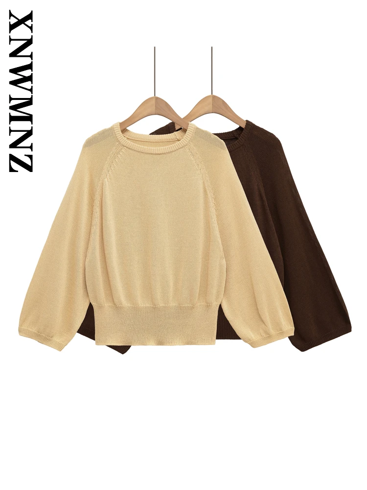 

XNWMNZ 2025 Spring Women Clothing Simple Chic Long Sleeve O-Collar Long Sleeve Top Vintage Fashion Woman's Versatile Blouses