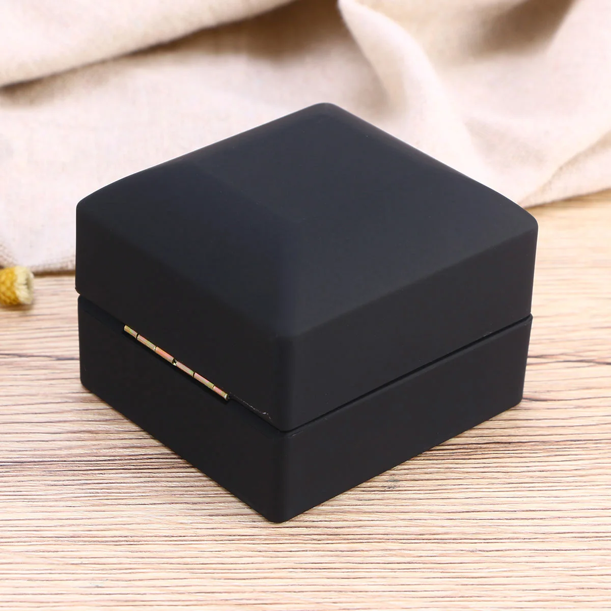 

1pc Led Lighting Wedding Ring Box Square Black Plastic Jewelry Case For Proposal Valentine'S Day Gift Ring Storage Durable