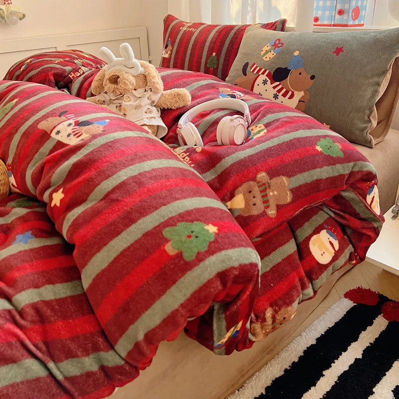 Christmas Red Thickened Milk Fleece Bed Four-piece Set Winter Fleece Warm Cartoon Quilt Cover, Bed Sheet Pillowcase Bedding Set