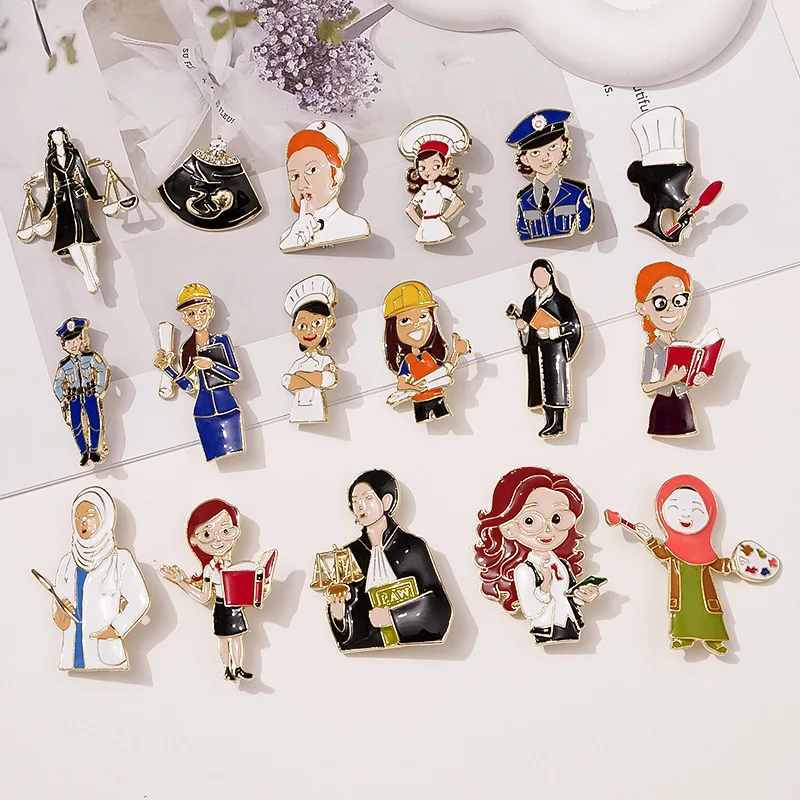 Creative cartoon brooch, personalized character, dripping oil badge jewelry, environmentally friendly alloy brooch wholesale