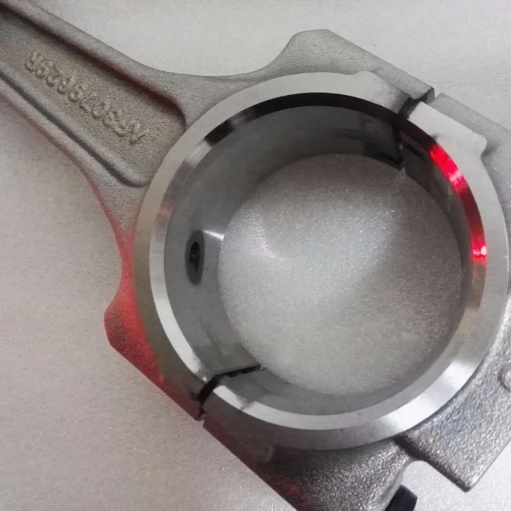 QSB6.7 QSC8.3 L10 M11 Cummins Engine Parts Connecting Rod 3027107 3073522 3079629 3820302 3899450 4083569 4319937