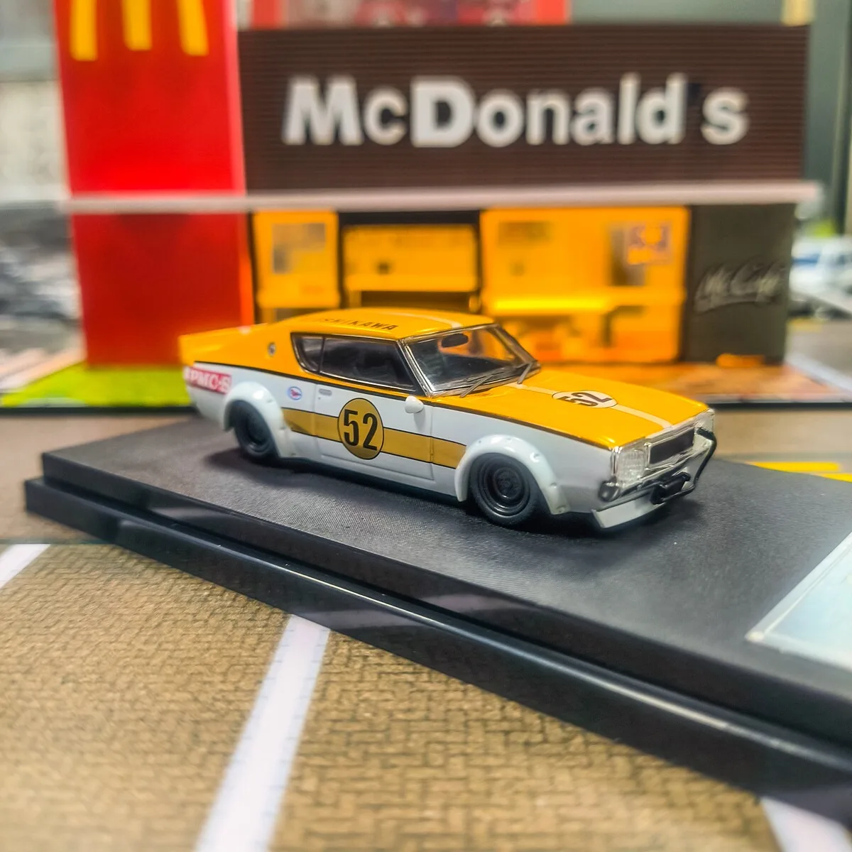 1/64 TS 스카이라인 GTR GT R KPGC110 옐로우 # 52 LBWK 다이캐스트 자동차 모델