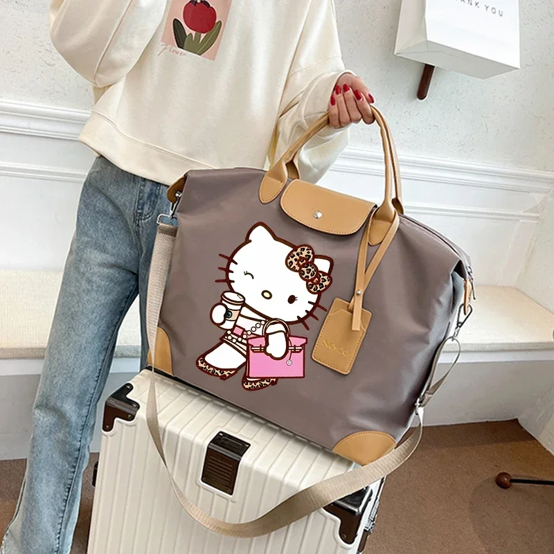 Hello Kitty Borsa da viaggio da donna Borsa da ragazza di grande capacità Sanrio Borsa da fitness moda impermeabile Borsa a tracolla per bagagli Regalo di compleanno