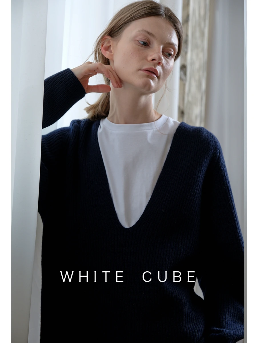 

Whitecube Autumn Winter aped Sweater Pure Wool Leg of Mutton Design Large V Ne Knitted Celin Women's Faion Woolen Knitwear