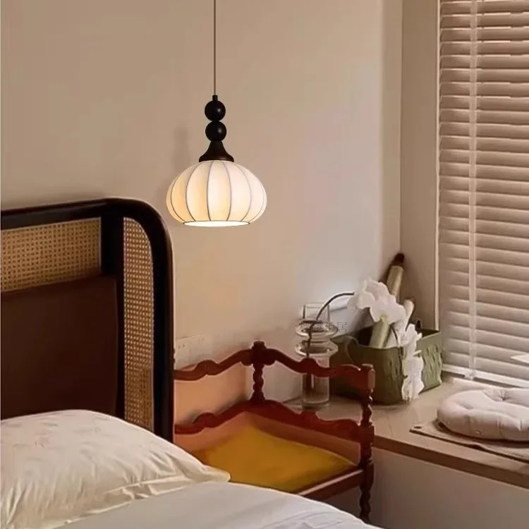 ثريا بجانب السرير بنمط الجوز على الطراز الياباني، مصباح حريري قابل للتعديل، مصباح حائط لخلفية الممر