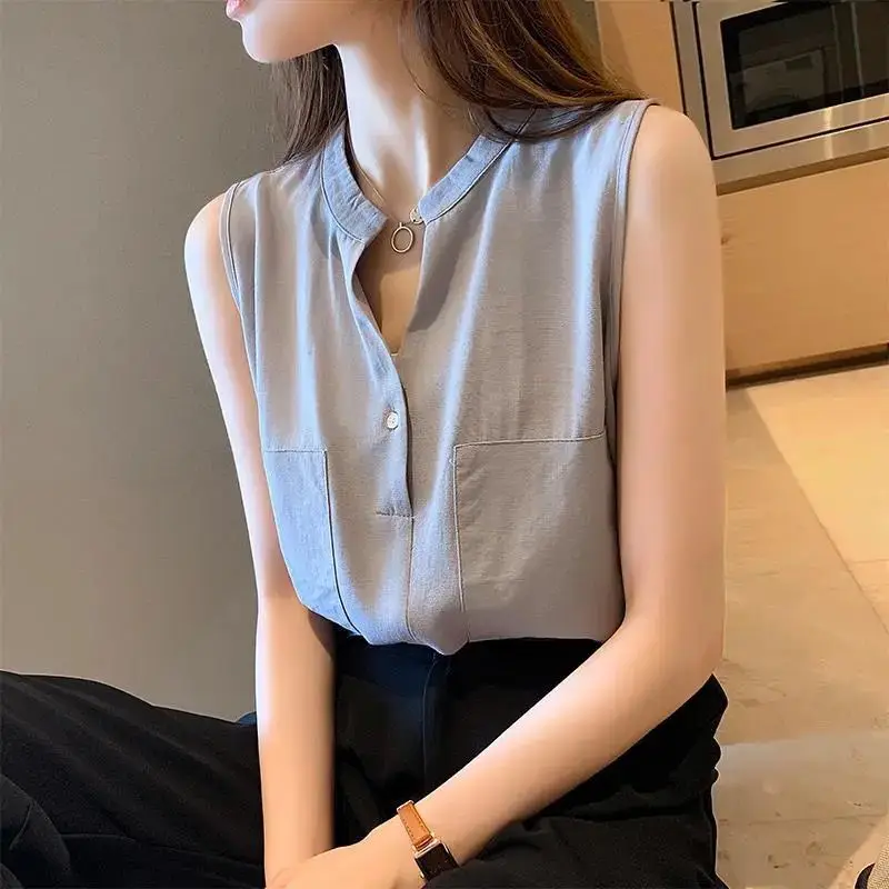 White Shirts Tops Women New Summer New Sleeveless Solid Color Button Simplicity Thin Office Blouse Elegant Fashion Clothing