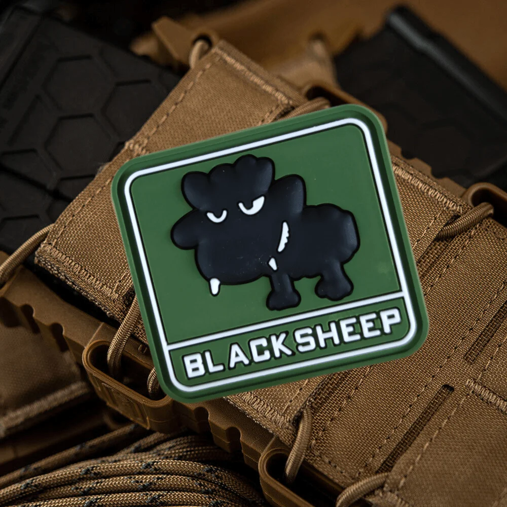Parche táctico PVC Black Sheep – Insignia moral con velcro - imagen 4