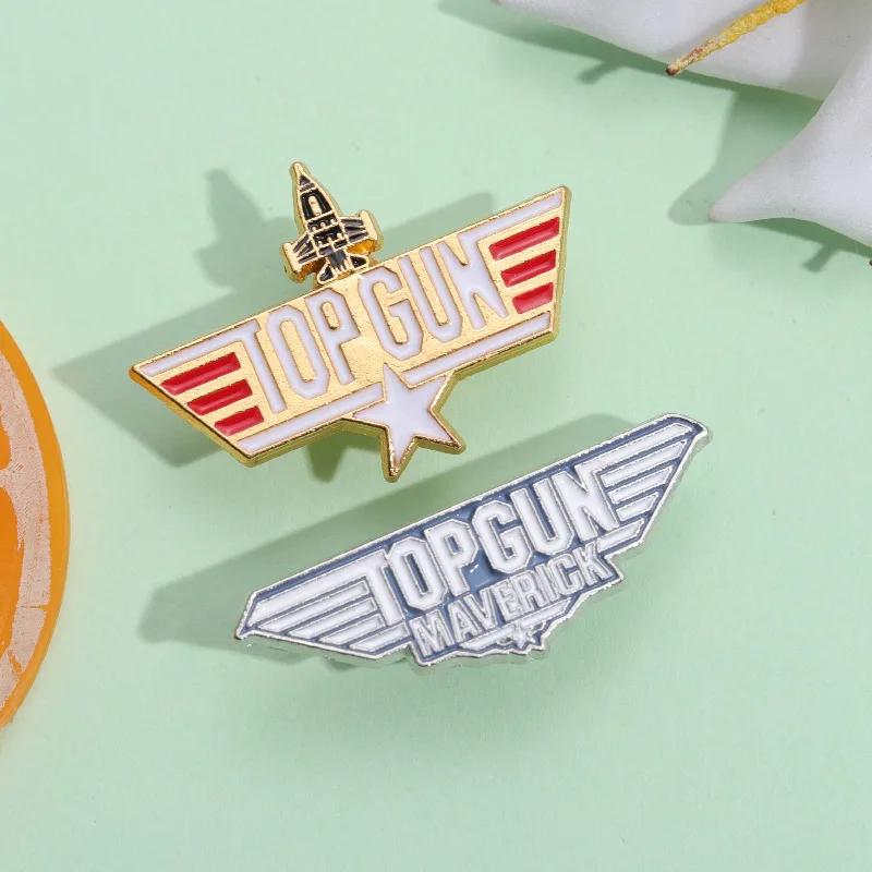 Top gun maverick esmalte pino militar battleships armas de combate da marinha broche escolar lapela crachá jóias presentes para amante militar