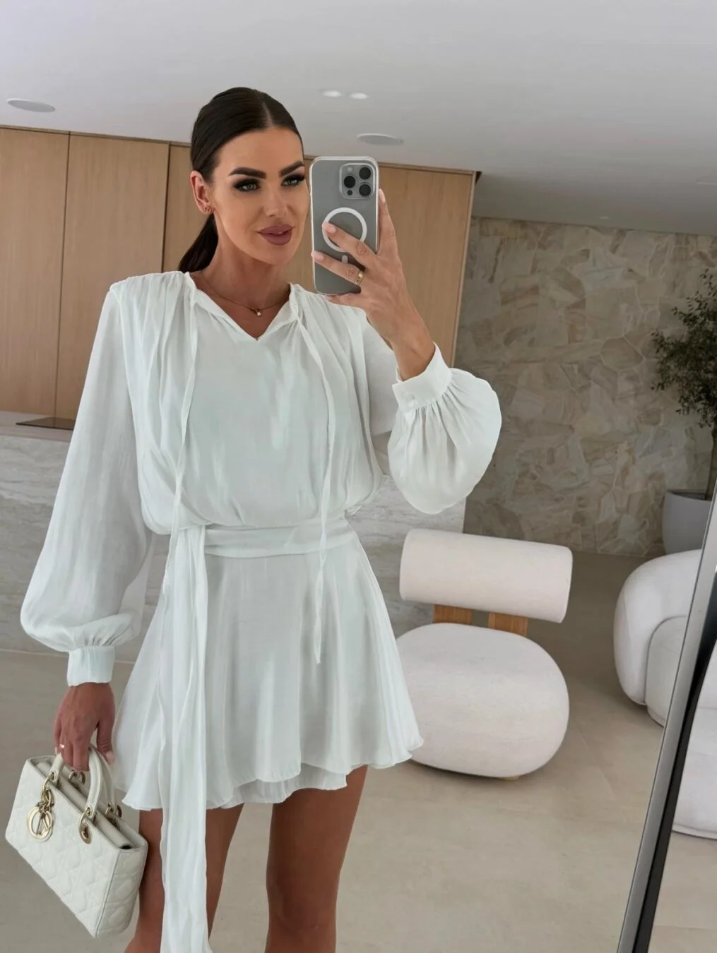 

2025 Women's Solid Color V-neck Tie Long Sleeve Waist Mini Dress