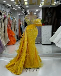 Vestido de fiesta de sirena con cuentas amarillas vestidos largos de gala noche Dubai mujer vestidos de boda plumas apliques de cristal formales