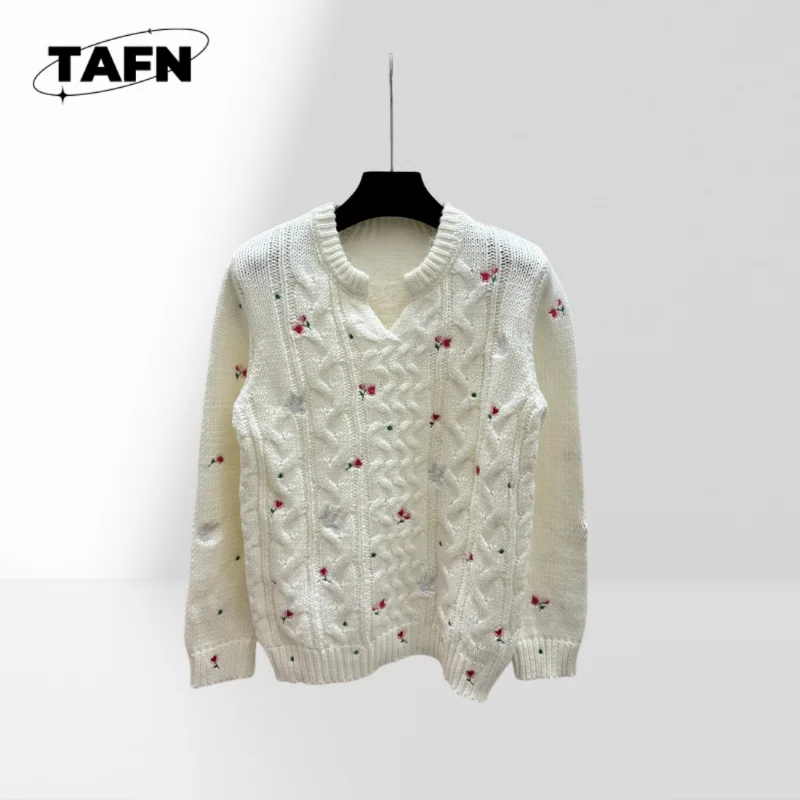 

Warm and Cozy Turtleneck Sweater for Women, Perfect for Cold Weather Soft and Warm for Fall & WinterAI0917