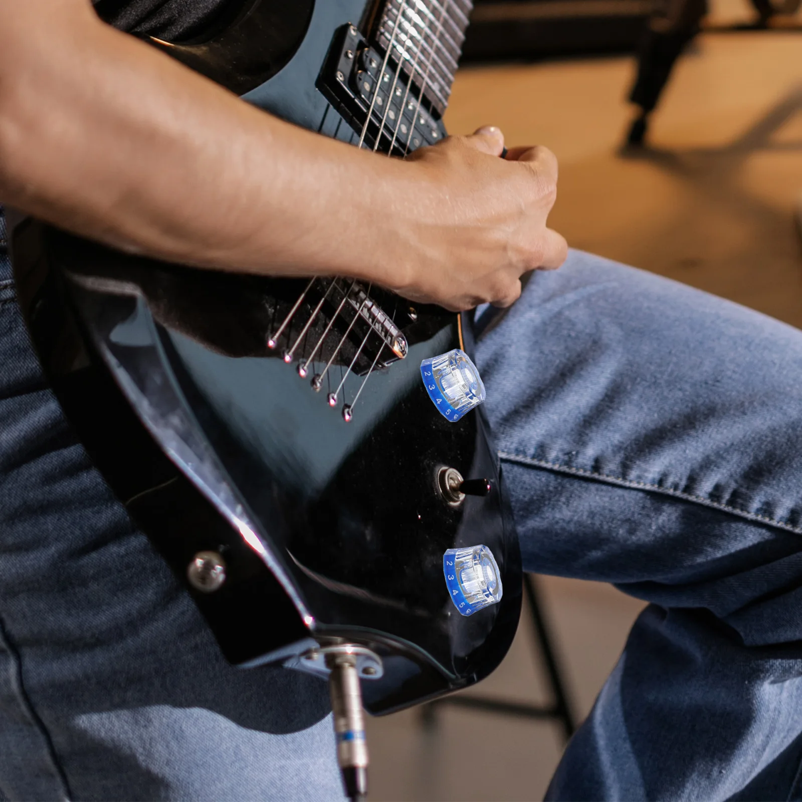 

4Pcs Electric Guitar Volume Knobs Stylish Upgrade Precision Engineered Smooth Handling Seamless Installation Performance