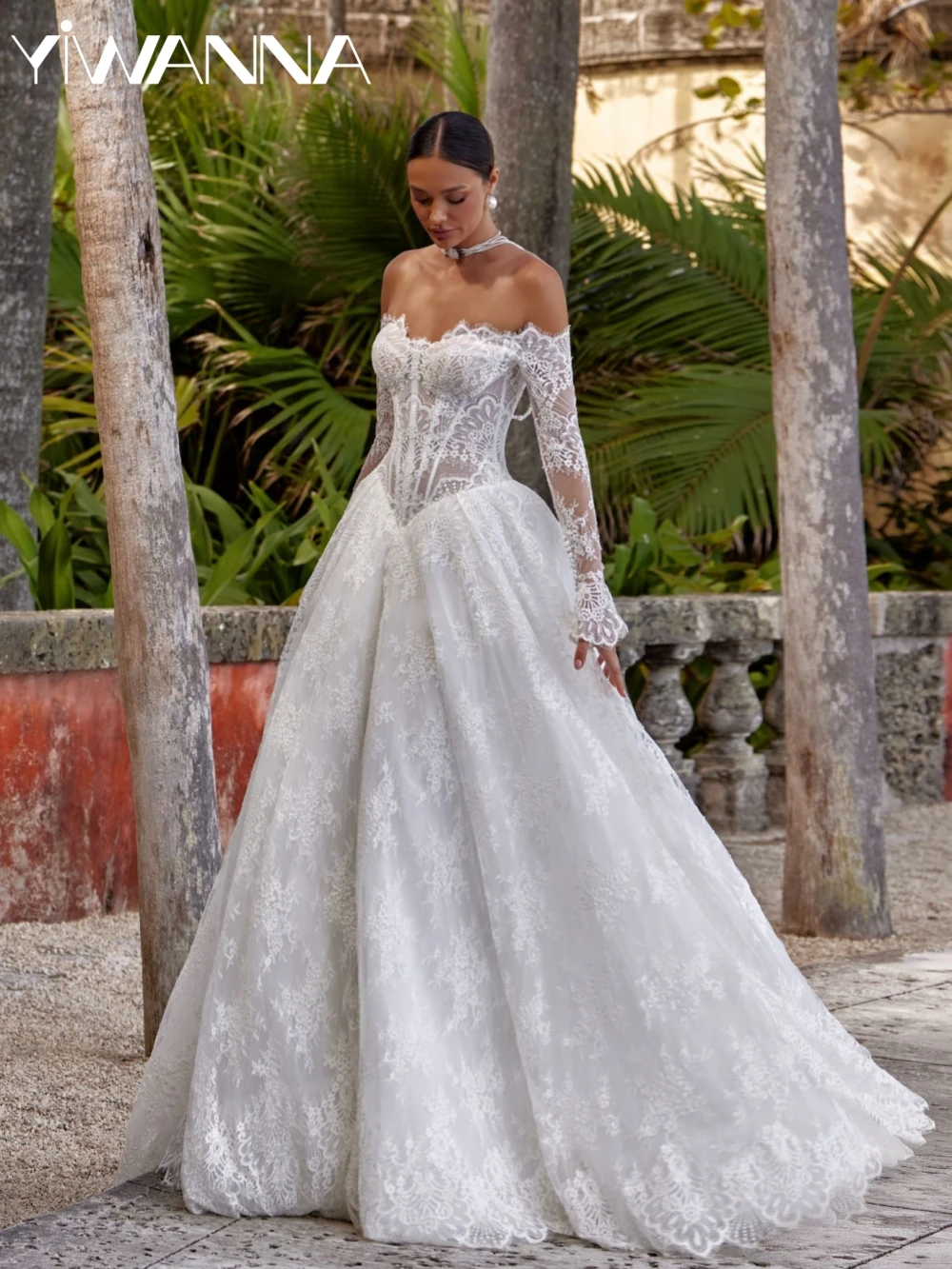 

New Arrival Lace Off Shoulder Wedding Dress Strapless Backless Bridal Gown Customized Stunning A-line Long Dresses For Bride