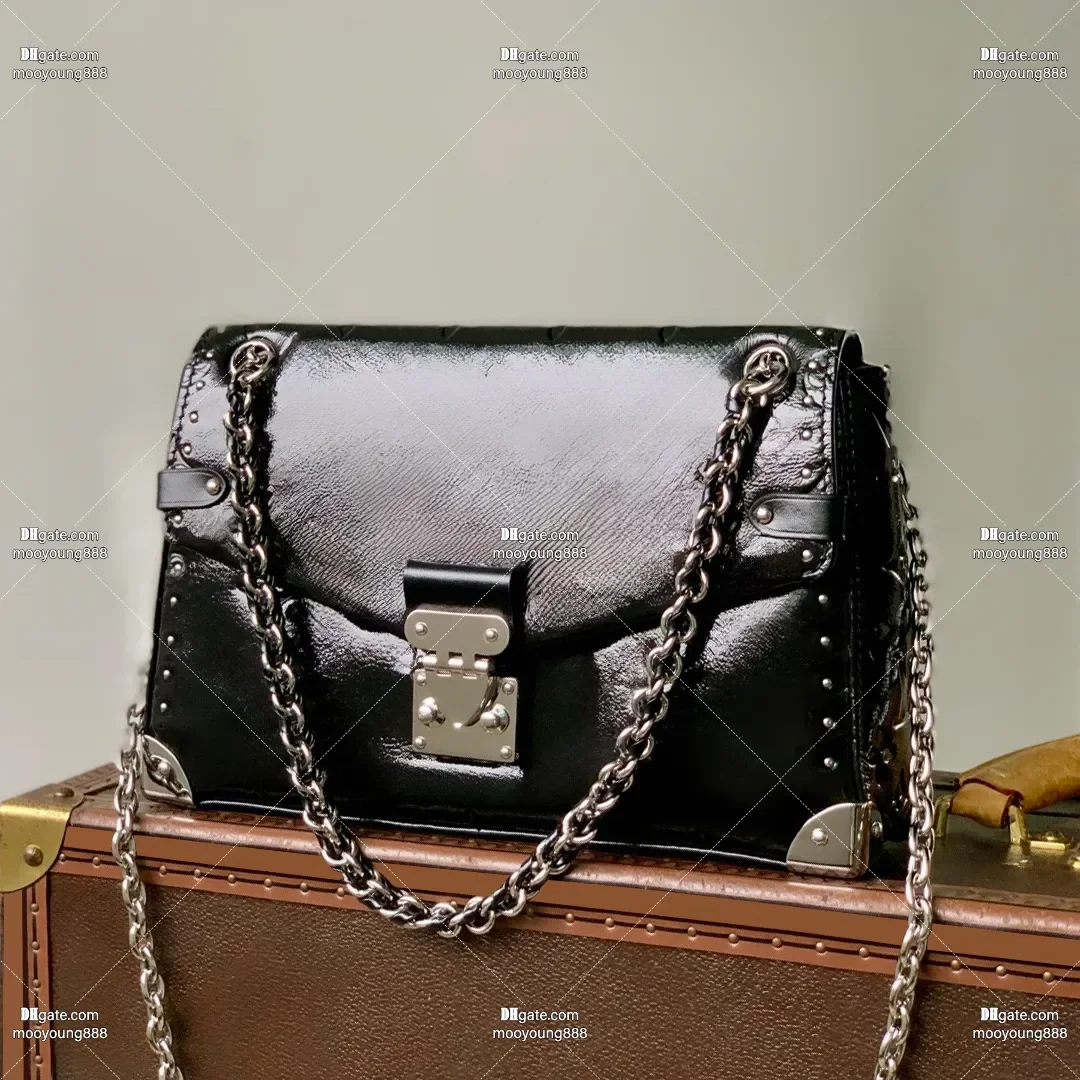 

wholesale price 12A upgrade mirror quality designer trunkie chain bag 27cm handbags for women shiny leather luxury