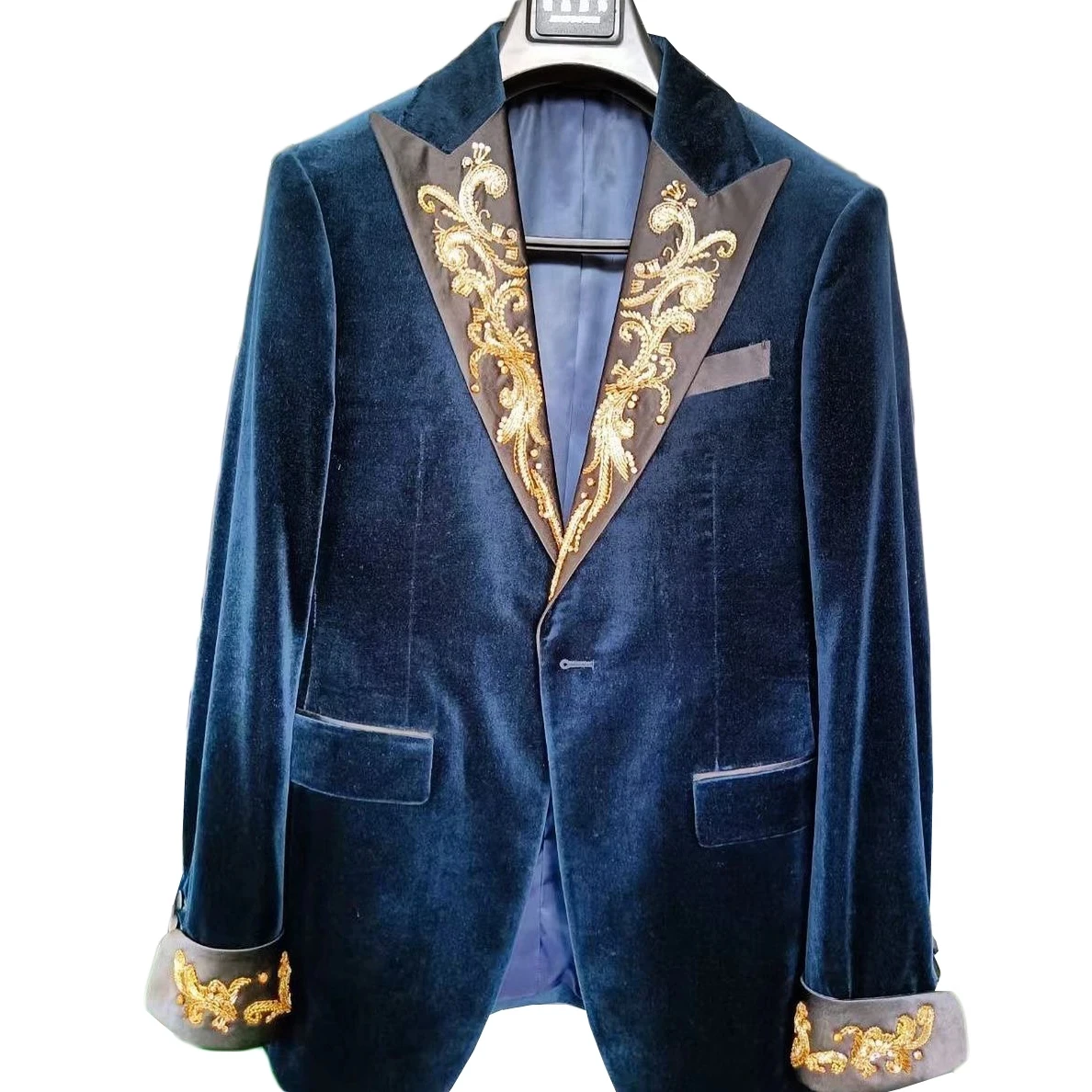 

Luxury Men's Wedding Blazer Beading Appliques Peak Lapel Groom Wear Velvet Tuxedos For Prom Evening Party Custom Made Only Coat