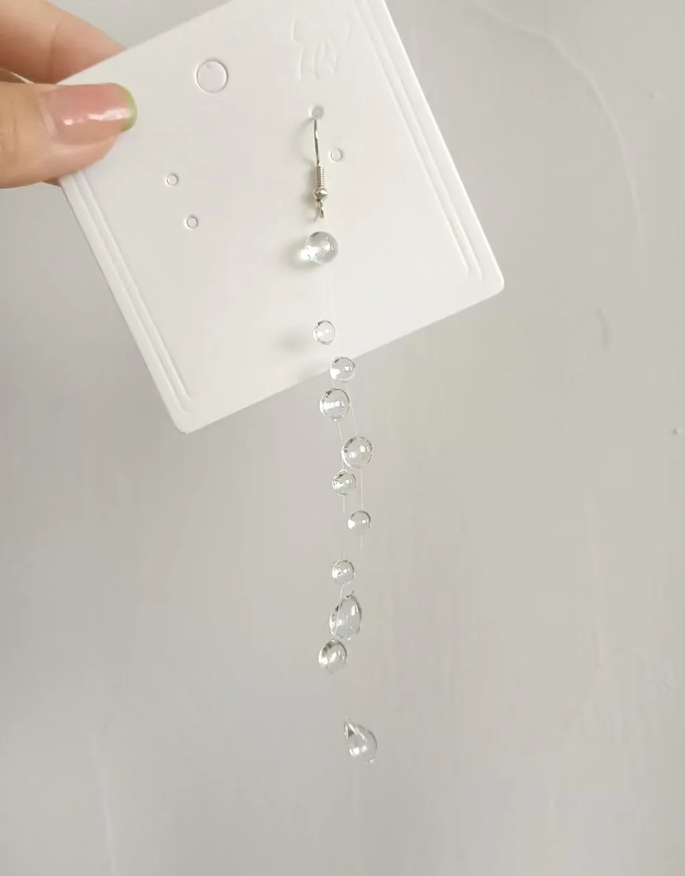 شفافة قطرات الندى بالتنقيط الغراء شرابة الأقراط غير المتكافئة شيك شخصية مجوهرات الأزياء للنساء عطلة يومية ارتداء #6