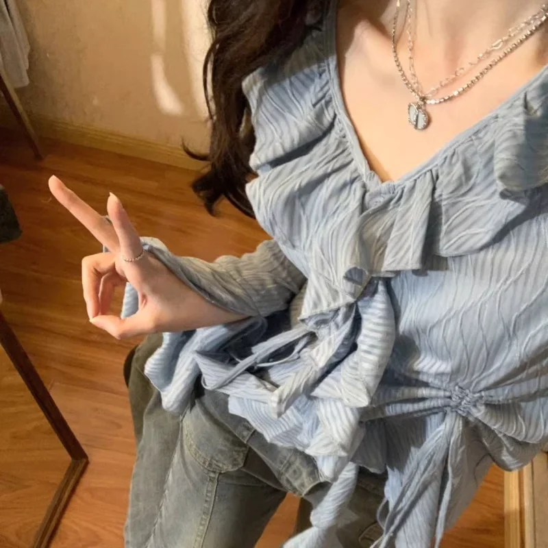 Top de manga larga para mujer, camisa reductora de edad ajustada con volantes y cuello en V, nuevo diseño