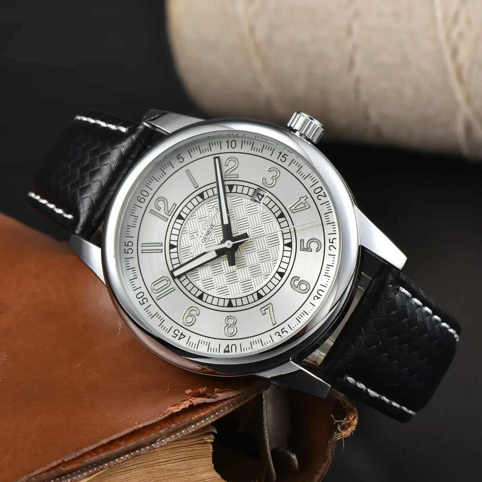 남성용 자동 기계식 시계 38mm 슈퍼 루미너스 PT5000 ST2130 고정밀 럭셔리 사파이어 손목시계 읽기 쉽습니다.