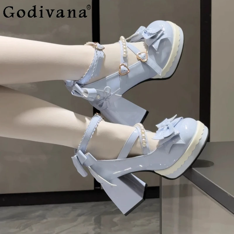 Scarpe originali con tacco alto in stile giapponese da donna Studenti versatili Scarpe eleganti Lolita carine Scarpe estive con punta tonda dolce per ragazze