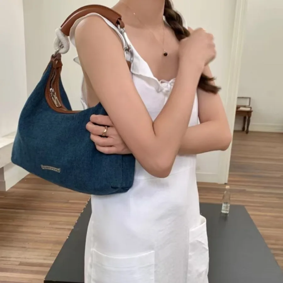 

Модная текстурированная простая ниша, стильная джинсовая сумка для подмышек, большая вместительная, стильная, универсальная сумка-тоут, сумки-ведра на плечо