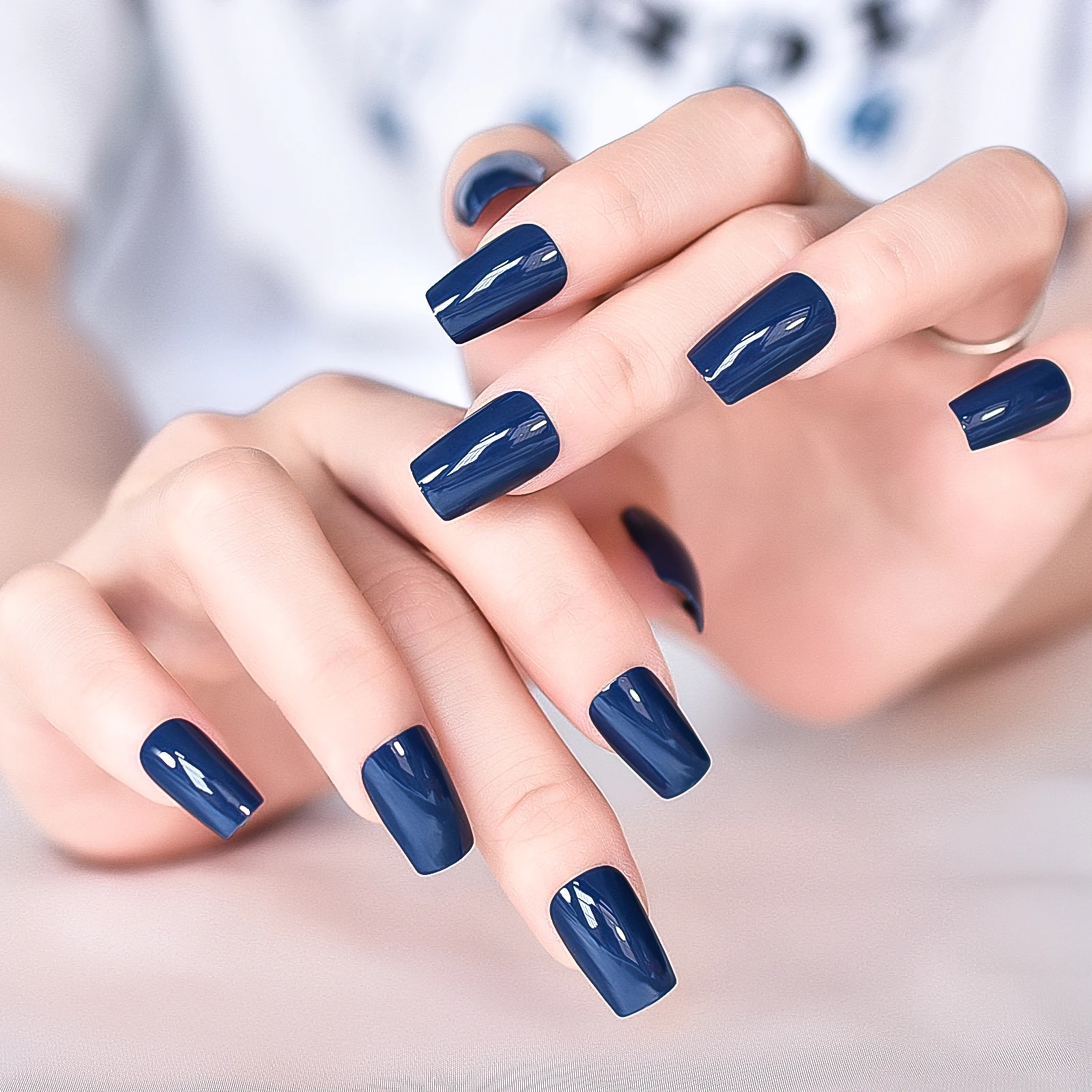 Glossy Dark Blue Press On Nails Square Medium Lenght Nails Salon Manicure Gel Polish Cover Nail Art Tips Fake Nails