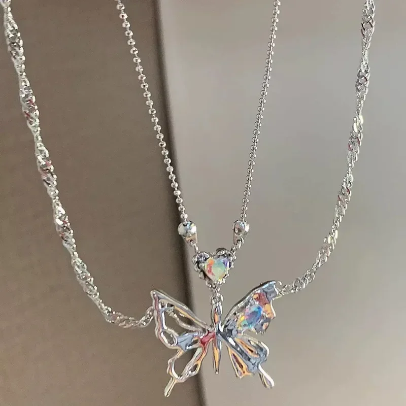 Y2K Crystal Butterfly Pendant Necklace for Women Light Luxury Punk Heart Clavicle Chain Fashion Aesthethic Jewelry Party Gifts