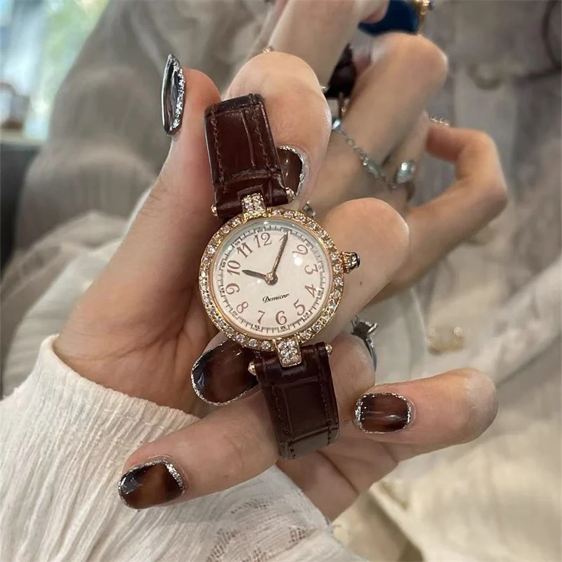

New Women'S Wristwatch, Vintage Brown Leather, Elegant And Luxurious, A Perfect Birthday Gift. A Great Accessory For Women.