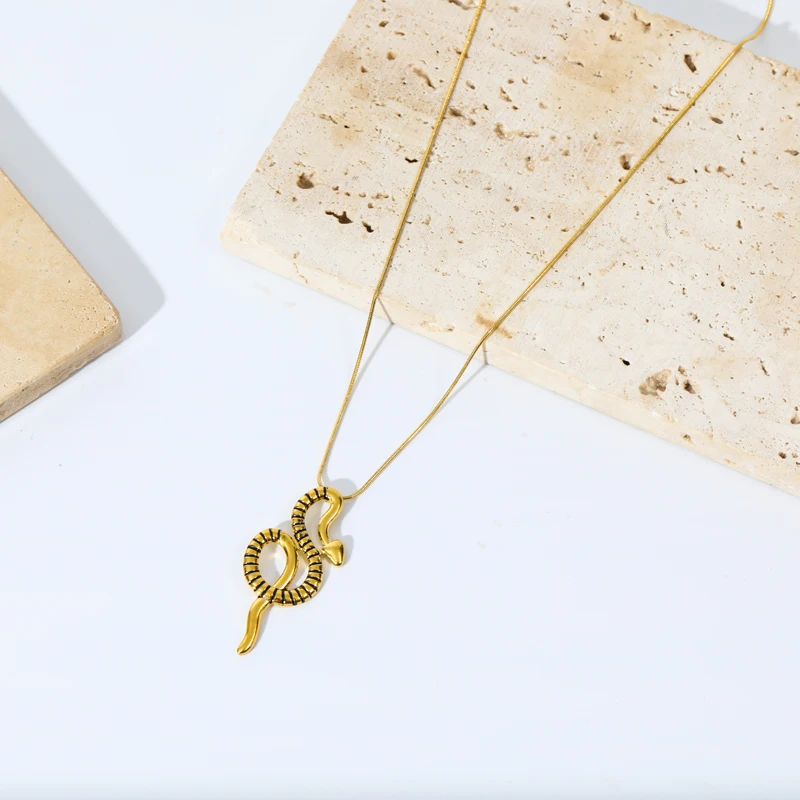 EILIECK 316L Stainless Steel Snake Pendant Necklace For Women Girl Luxury Design Waterproof Jewelry Lady Gift Party collier
