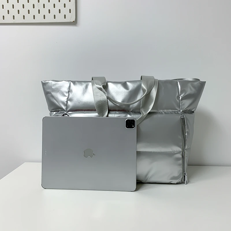 Übergroße lässige Reisetasche für Frauen wasserdichte Nylon gepolsterte Einkaufstasche geste ppte Baumwolle Raum Handtasche Messenger Mode Paar Tasche – Detail 9