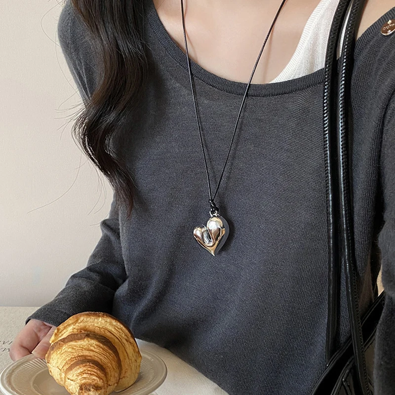 Fashion Irregular Heart Pendant Necklace For Women Girls Sweet Adjustable Pull-out Sweater Chain Jewelry Accessories Gifts