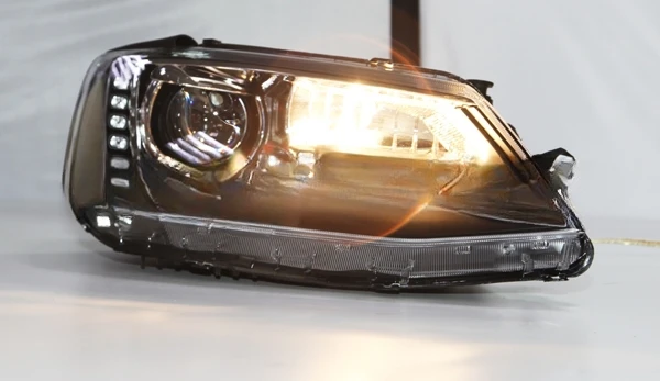 Set of For VOLKSWA GEN  Led Headlight with Daytime Running Lights 2011 Year