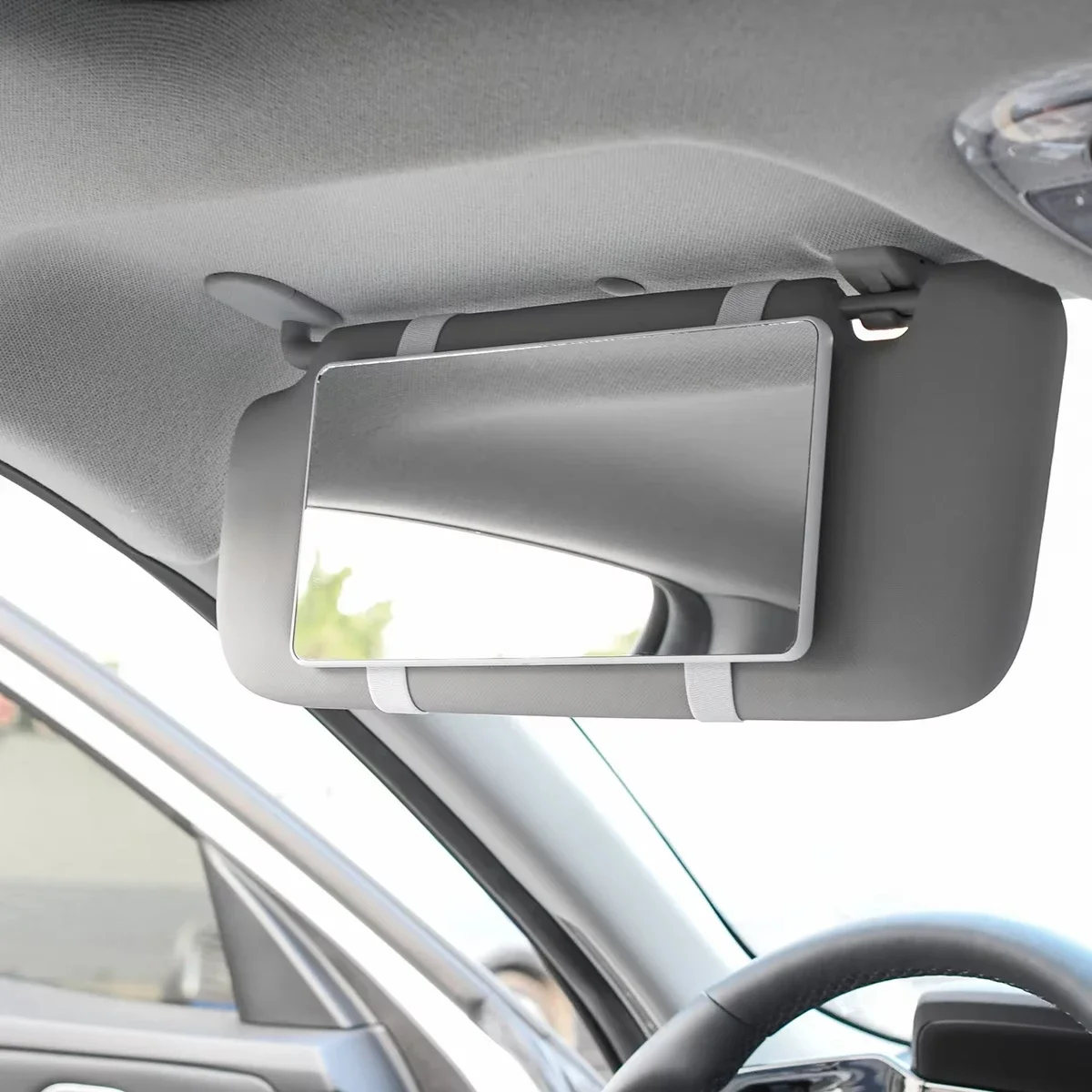 

New HD Car Sun Visor Plate Portable Makeup Mirror For Girls Women Strap Installation No Light Mirror Auto Interior Accessories