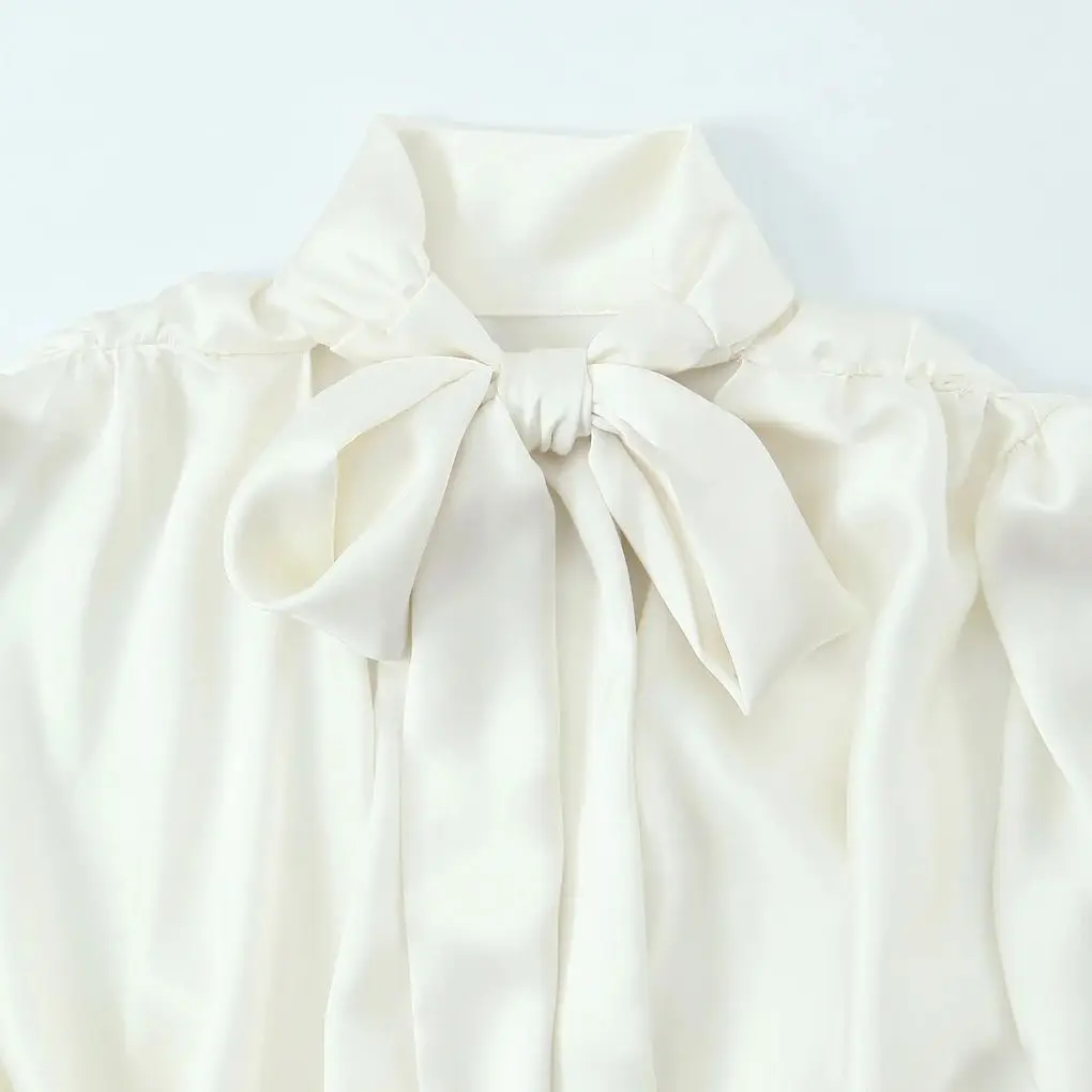 Blus Wanita DiYiG 2025 Musim Dingin, Model Baru, Tekstur Sutra Satin, Desain Draped, Retro, Lengan Panjang, Chic, Hiasan Pita di Belakang, Atasan Wanita