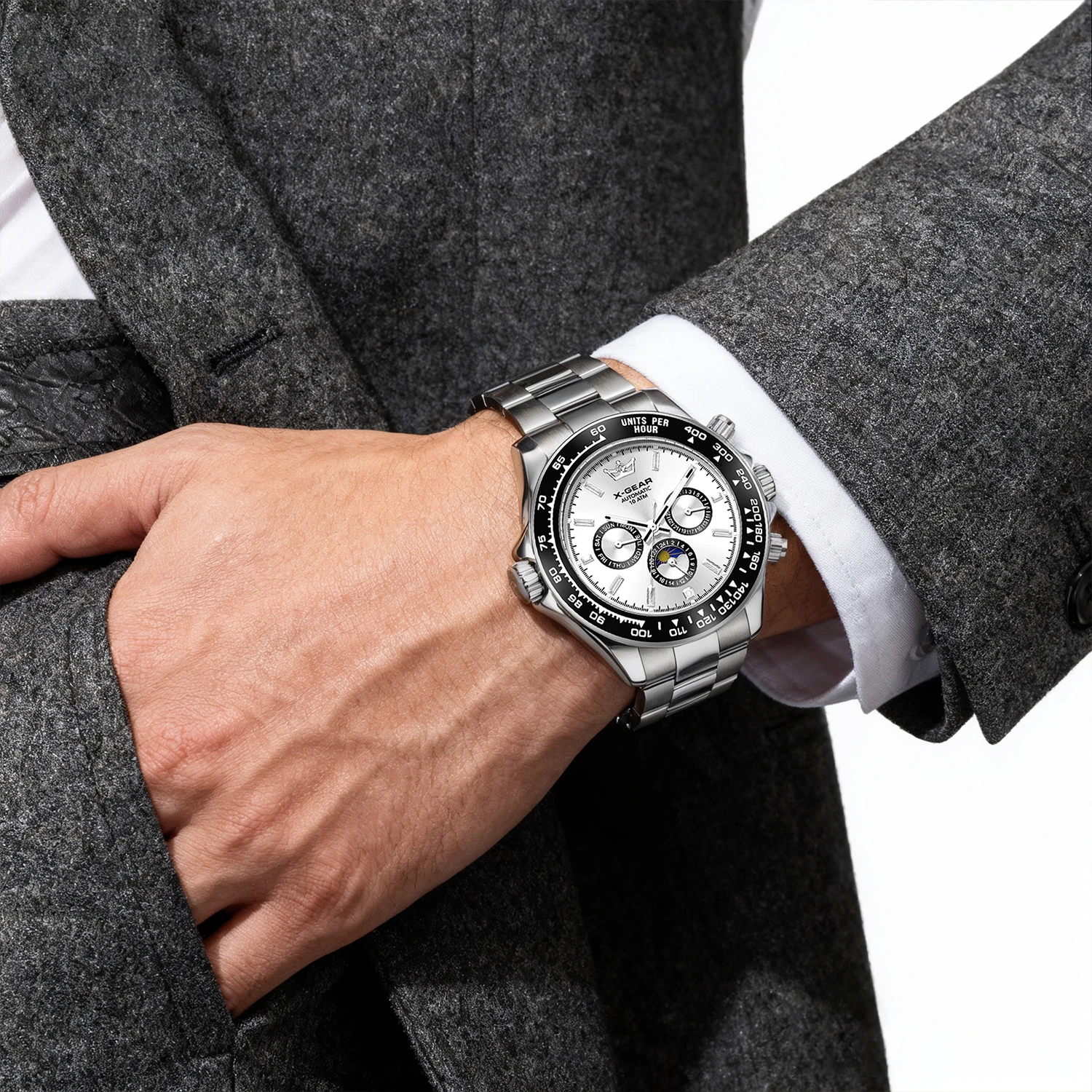 X-GEAR นาฬิกาข้อมือผู้ชายสุดหรูรุ่นใหม่ – ระบบกลไกอัตโนมัติ หน้าปัดย่อยสามชั้น หกเข็ม แสดงผลแบบเรืองแสง กันน้ำ สายสแตนเลส
